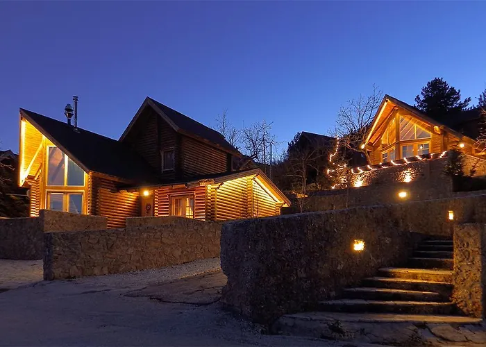 Grand Chalet Villas *
